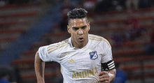 Cargar imagen en el visor de la galería, Camiseta visitante Millonarios 2024 9 Falcao
