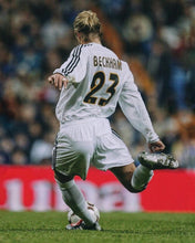 Cargar imagen en el visor de la galería, Camiseta Real Madrid 2004 - 2005 23 Beckham
