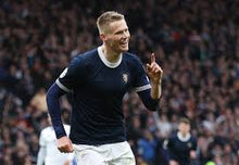 Cargar imagen en el visor de la galería, Camiseta Escocia aniversario 125 años 4 McTominay L
