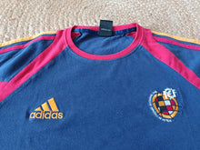 Cargar imagen en el visor de la galería, Camiseta de entrenamiento selección española 2004 XL
