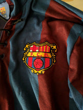 Cargar imagen en el visor de la galería, Camiseta FC Barcelona 1920 Talla L
